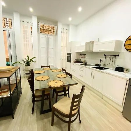 Apartman Apartamento Ayuntamiento Deluxe
